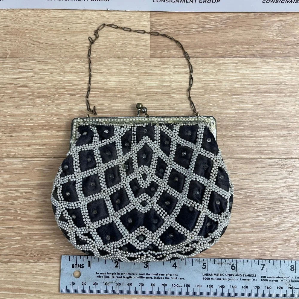Vintage Black Velvet Faux Pearl Rhinestone Lattice Kiss Lock Clutch Evening Bag